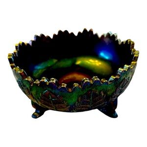 Fenton footed glass dish with 🍃 imprints